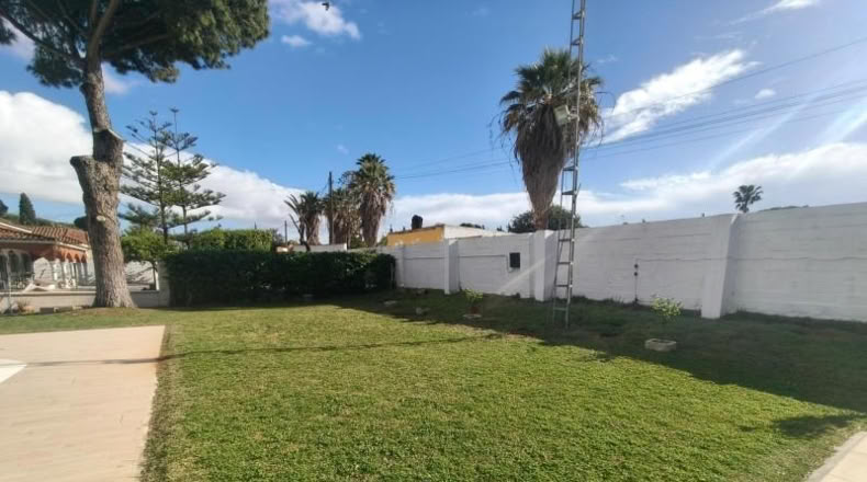 Cádiz - Chiclana de la Frontera - 2600m2