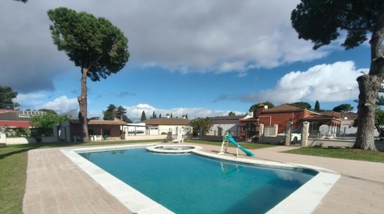 Cádiz - Chiclana de la Frontera - 2600m2