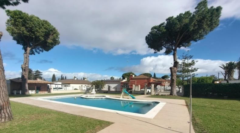 Cádiz - Chiclana de la Frontera - 2600m2