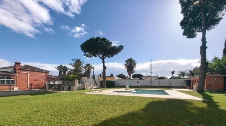 Cádiz - Chiclana de la Frontera - 2600m2