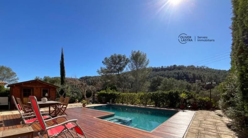 Barcelona - Corbera de Llobregat - 719m2