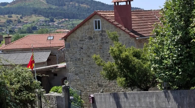 Pontevedra - Santa Lucía de Moraña - 2400m2