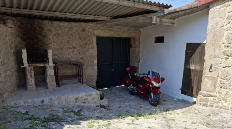 Pontevedra - Santa Lucía de Moraña - 2400m2