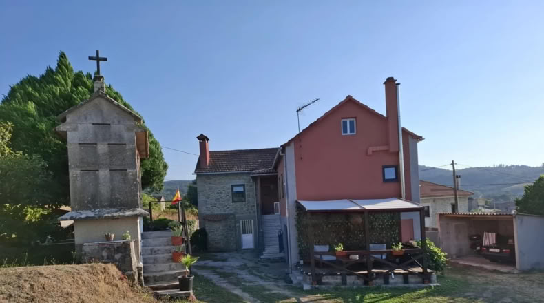 Pontevedra - Santa Lucía de Moraña - 2400m2