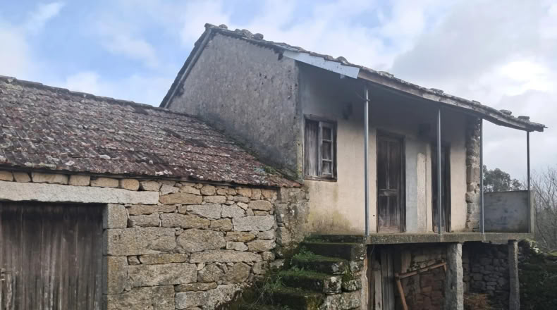 Orense - Boborás - 2200m2