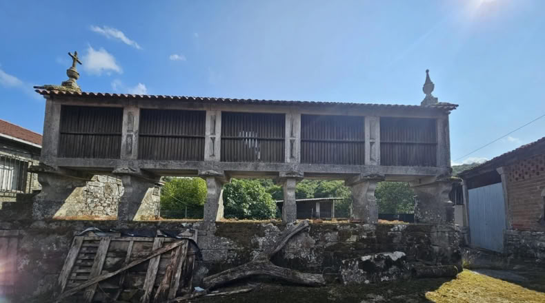 Lugo - Chantada - 8000m2