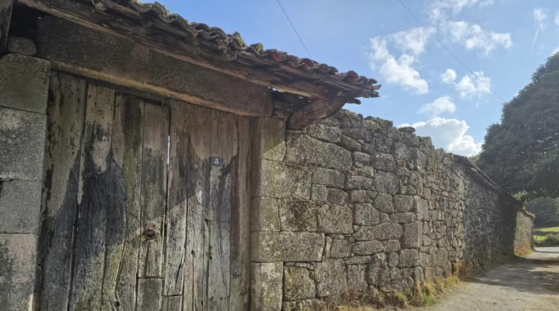 Lugo - Chantada - 8000m2