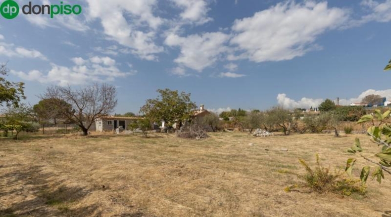 Granada - Peligros - 1690m2