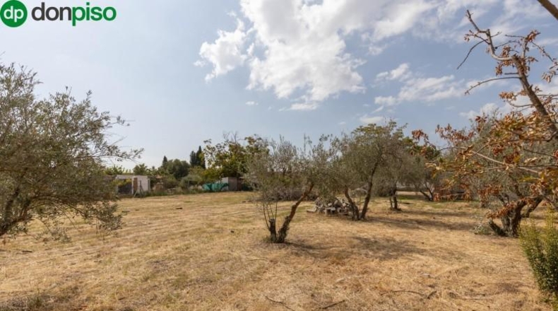 Granada - Peligros - 1690m2
