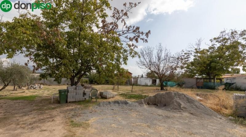 Granada - Peligros - 1690m2