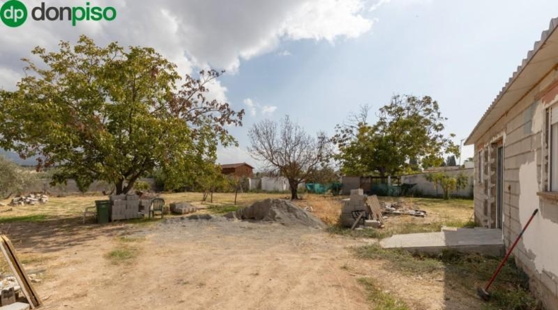 Granada - Peligros - 1690m2
