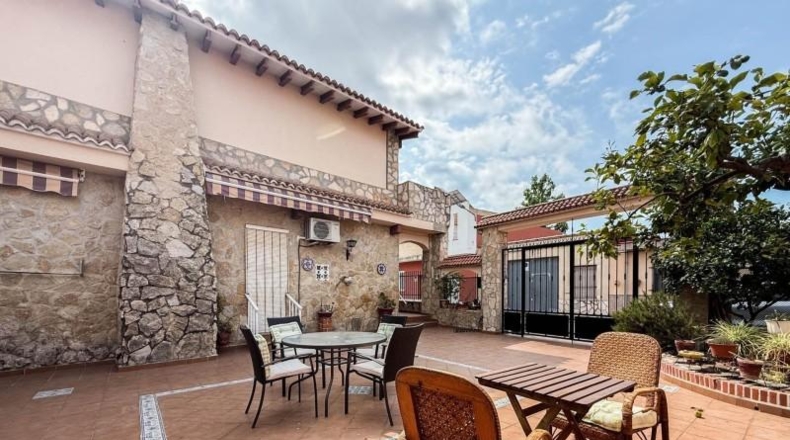 Valencia - Sellent - 261m2