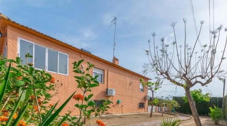 Valencia - Llíria - 937m2