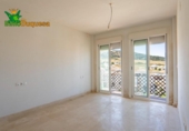 Chalet independiente con terreno en venta en la España, Dílar, ref: TR367344 foto