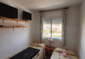 Отдельно стоящий дом с участком на продажу в городе el Vendrell Фото