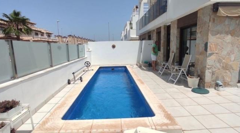 Alicante - Dehesa de Campoamor - 100m2