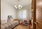 Отдельно стоящий дом с участком на продажу в городе Calafell Фото