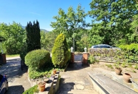 Gurb 844&nbsp;m² 