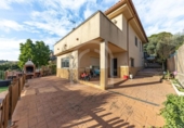 Chalet independiente con terreno en venta en la España, Lliçà d'Amunt, ref: TR405886 foto