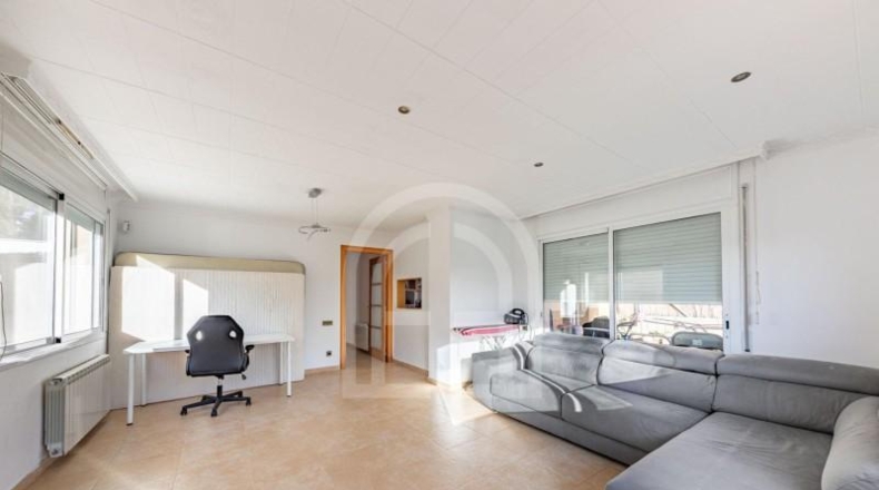 Barcelona - Lliçà d'Amunt - 716m2