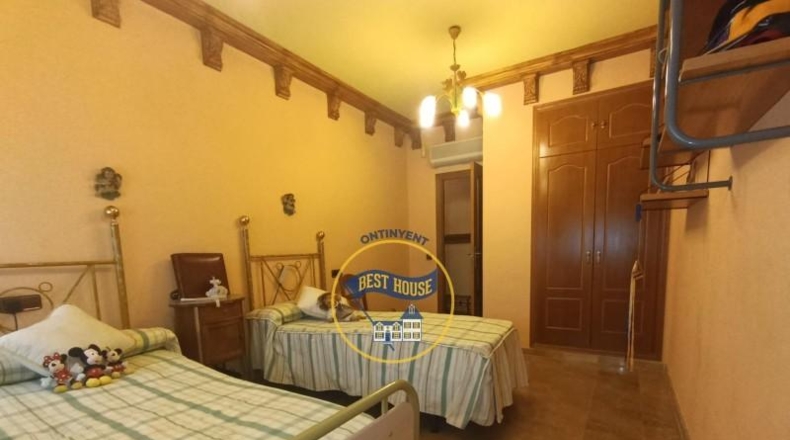 València - Ontinyent - 2350m2
