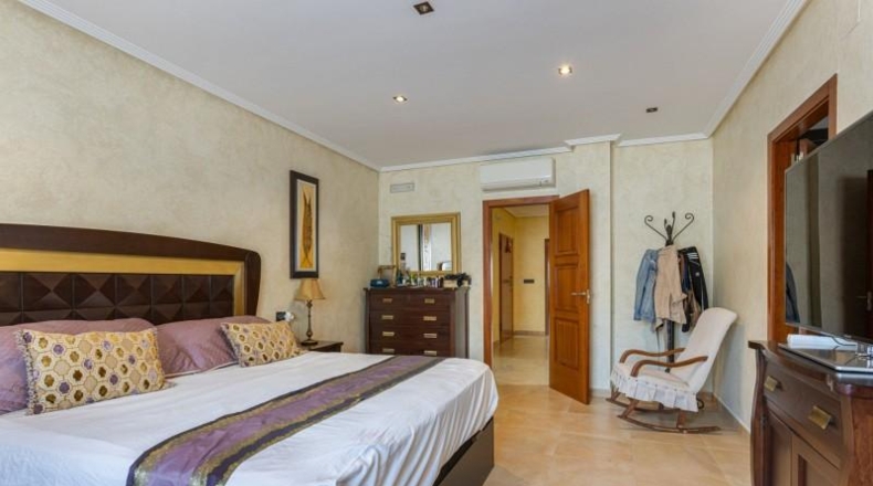 Alicante - Los Montesinos - 532m2
