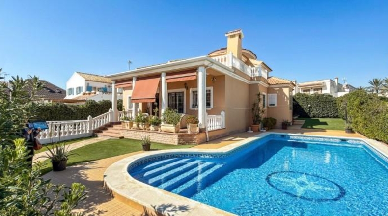 Аликанте - Torrevieja - 800m2