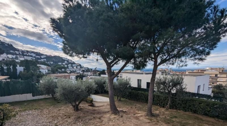 Gerona - Roses - 1549m2