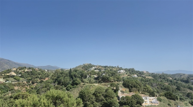 Málaga - Algatocín - 210000m2