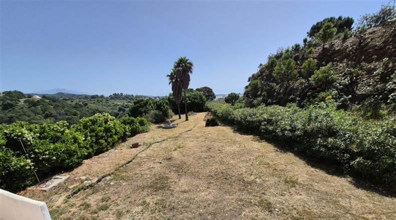 Málaga - Algatocín - 210000m2