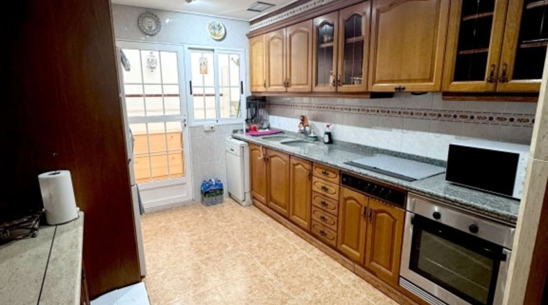 Valencia - Benifaió - 352m2