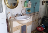 Отдельно стоящий дом с участком на продажу в городе Кордова Фото
