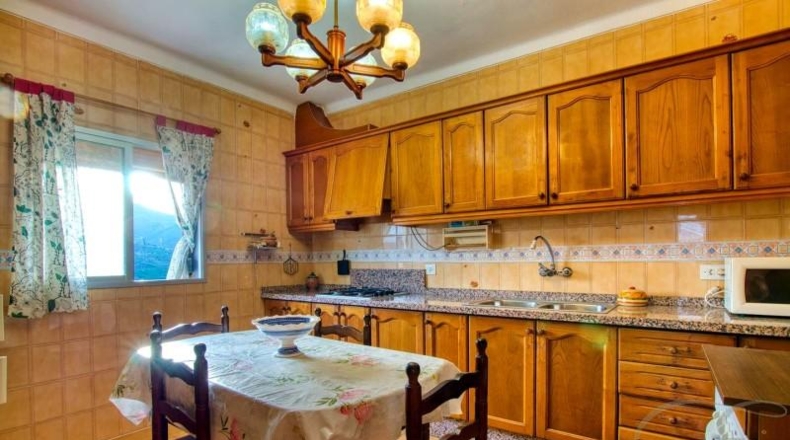 Málaga - Benamargosa - 205m2