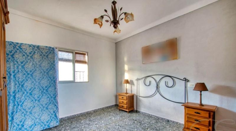 Málaga - Benamargosa - 205m2