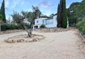 Chalet independiente con terreno en venta en la España, Vila-rodona, ref: TR406036 foto