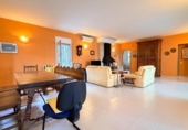 Chalet independiente con terreno en venta en la España, Vila-rodona, ref: TR406036 foto
