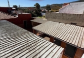 Отдельно стоящий дом с участком на продажу в городе La Línea de la Concepción Фото