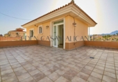 Xalet independent amb terreny en venda a la España, Busot, ref.: TR244306 foto
