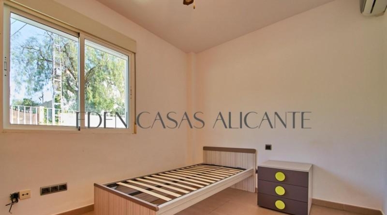 Alicante - Busot - 891m2