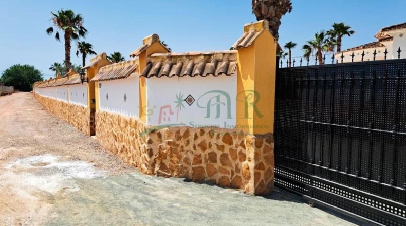 Alicante - Catral - 2048m2