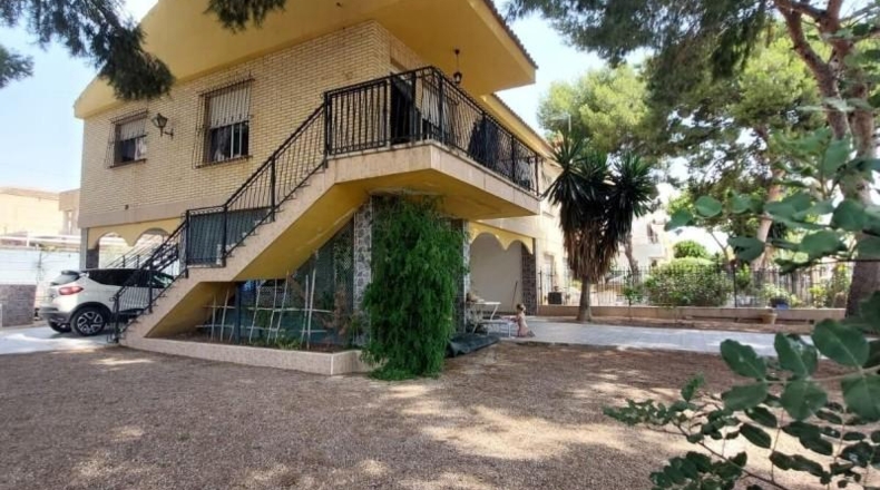 Murcia - Los Alcázares - 340m2