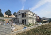 Дом с участком на продажу в городе la Roca del Vallès Фото
