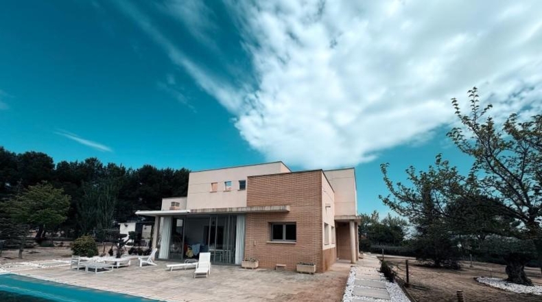 Albacete - Almansa - 14000m2