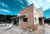 Xalet independent amb terreny en venda a la España, Almansa, ref.: TR406131 foto