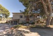 Detached villa with land for sale on España, La Pobla de Vallbona, ref: TR392007 photo