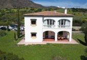 Xalet independent amb terreny en venda a la España, Estepona, ref.: TR406234 foto