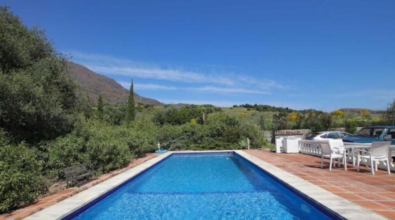 Málaga - Estepona - 4242m2