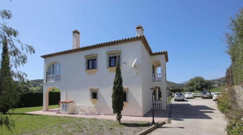Málaga - Estepona - 4242m2
