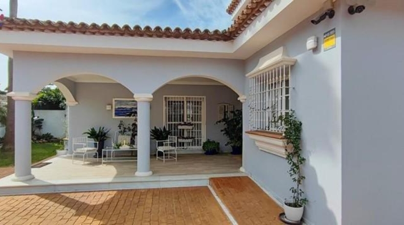 Cadiz - Chiclana de la Frontera - 1040m2