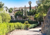 Отдельно стоящий дом с участком на продажу в городе Campo-Mijas Фото